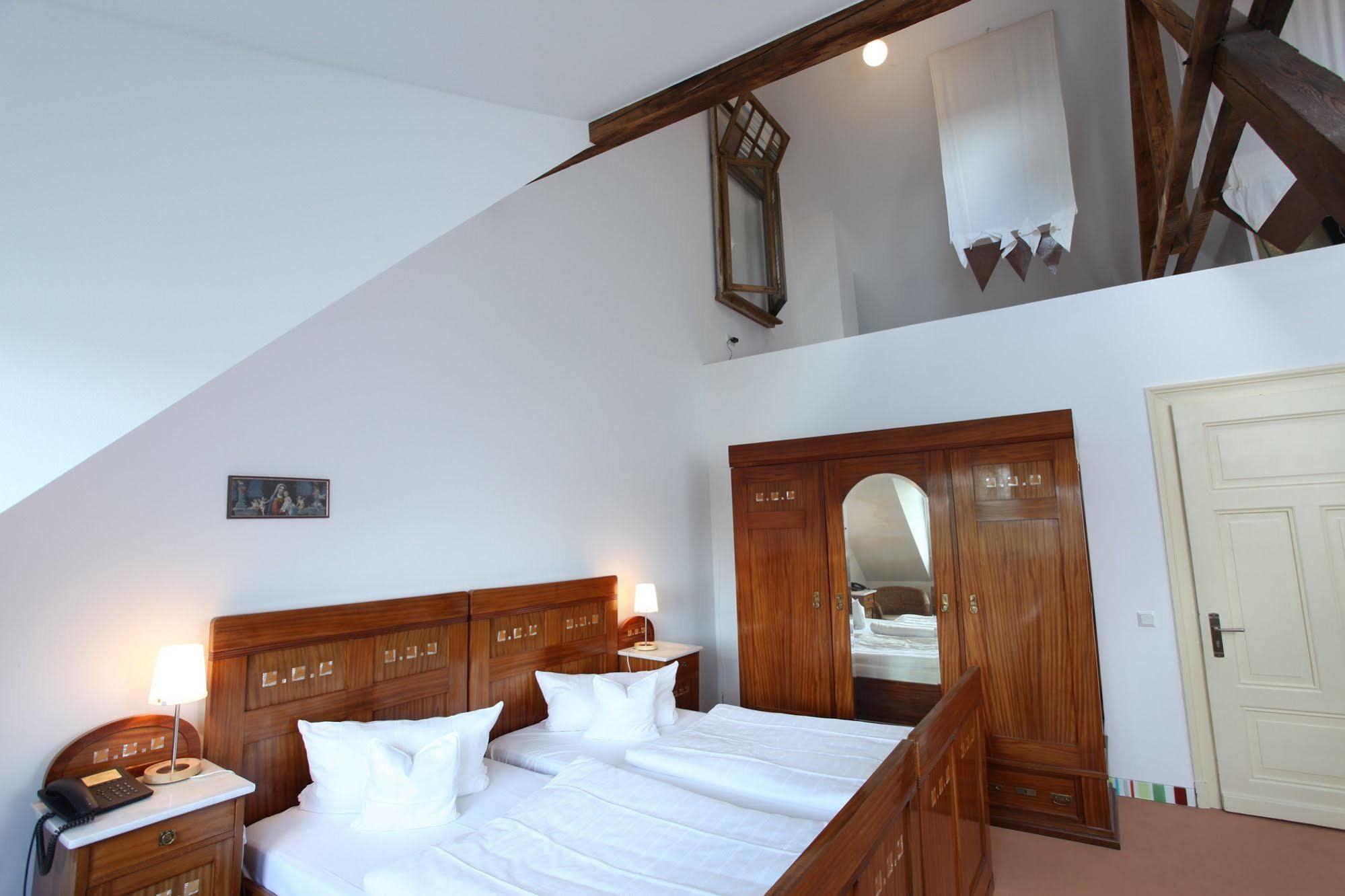 Hotel Artgenossen 린들라 외부 사진